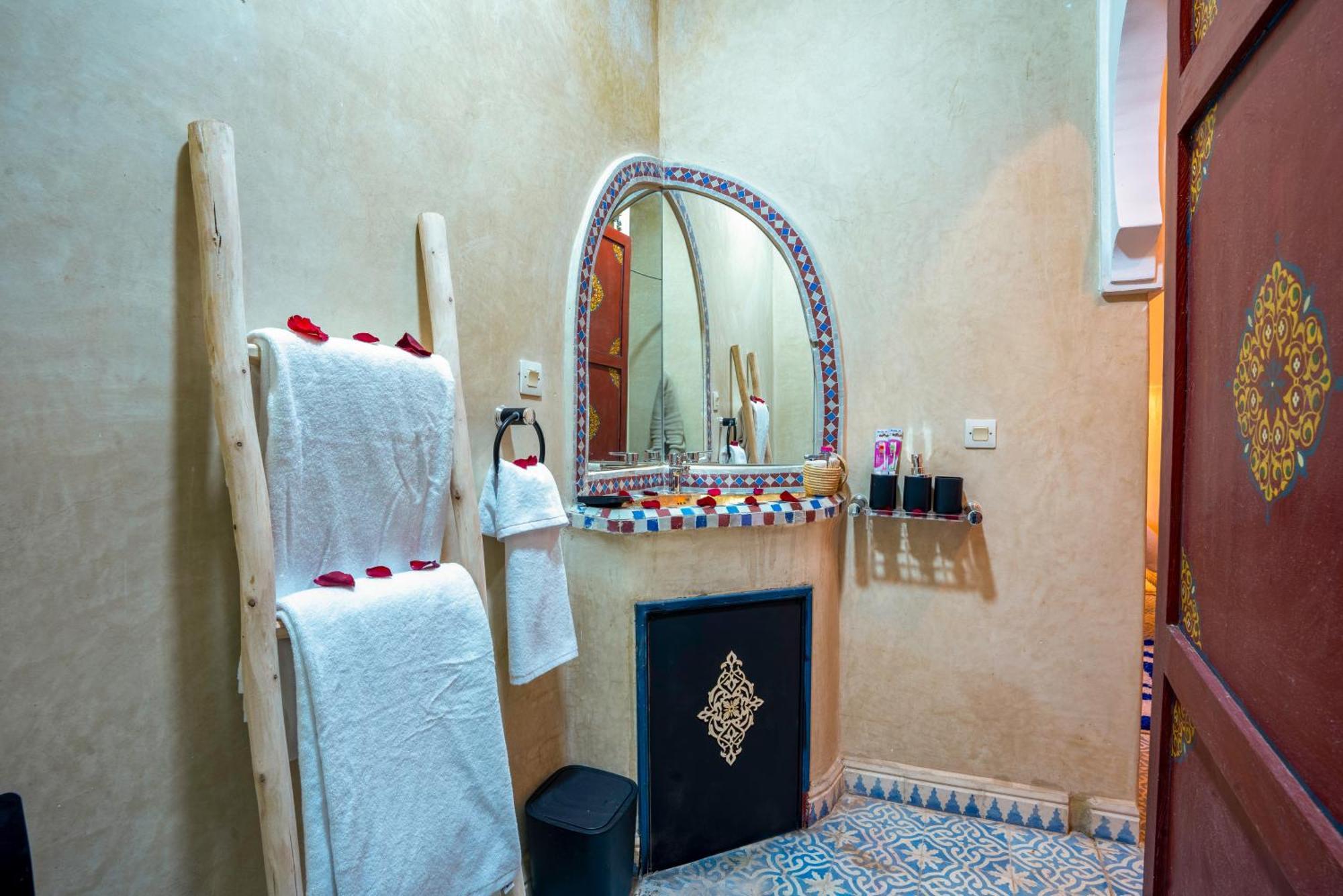 Riad Le Graff Pink Μαρακές Εξωτερικό φωτογραφία