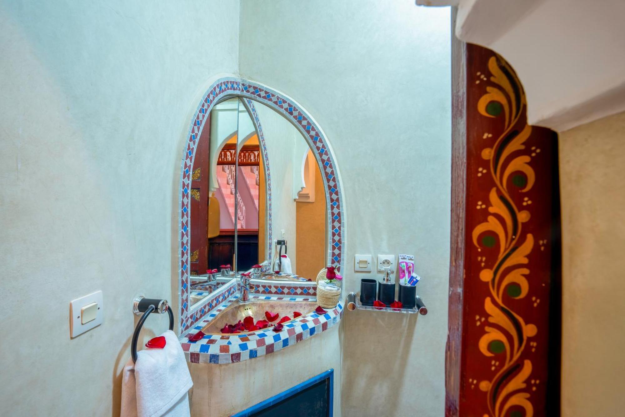 Riad Le Graff Pink Μαρακές Εξωτερικό φωτογραφία